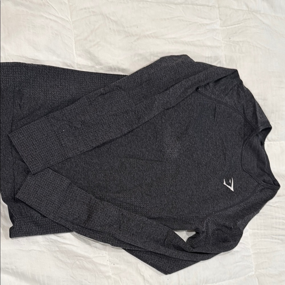 Gym shark long sleeve